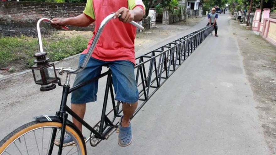 bodi sepeda motor absurd banget © berbagai sumber bodi sepeda motor absurd banget © berbagai sumber