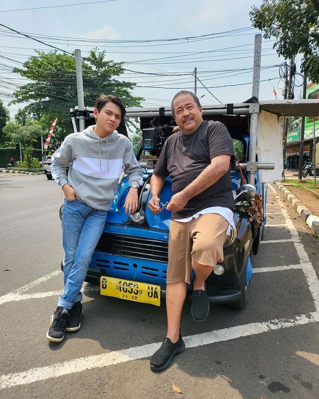 potret Rano Karno syuting 'Si Doel The Series' © Instagram/@si.rano