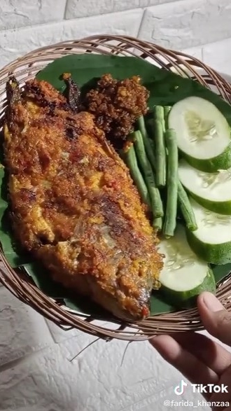 Trik jitu bakar ikan pakai teflon agar tidak lengket dan hancur