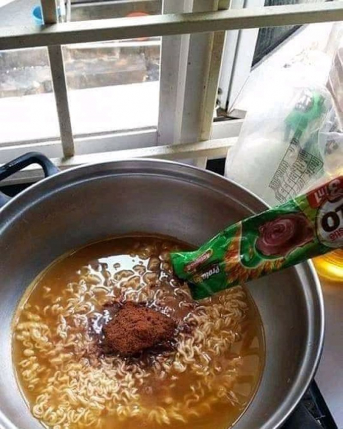 sarapan pakai mi instan © berbagai sumber sarapan pakai mi instan © berbagai sumber