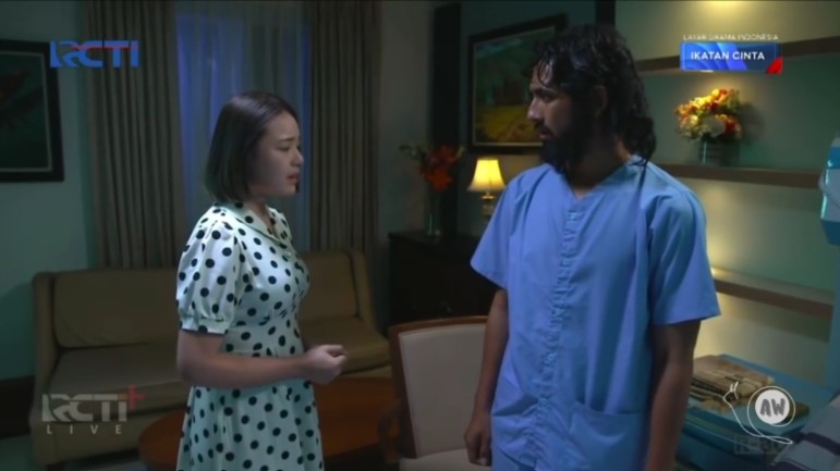 momen Amanda Manopo cukur rambut Arya Saloka di IC © berbagai sumber