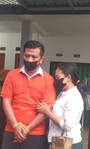 Pasangan ini parodikan gaya Sambo dan istri TikTok Pasangan ini parodikan gaya Sambo dan istri TikTok