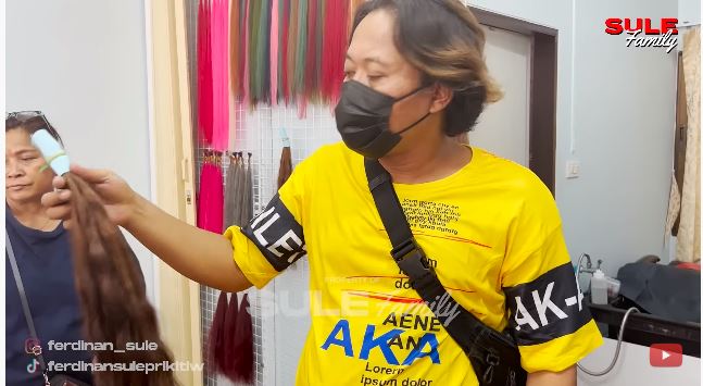 momen sule ubah gaya rambut  © YouTube momen sule ubah gaya rambut  © YouTube