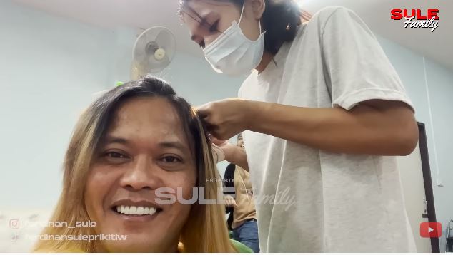 Sule rogoh Rp 5 juta ubah gaya rambut di Thailand, intip 11 potretnya