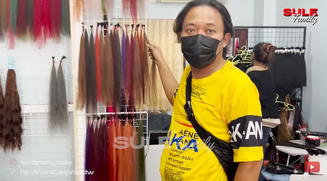 Sule rogoh Rp 5 juta ubah gaya rambut di Thailand, intip 11 potretnya