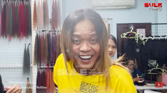 momen sule ubah gaya rambut  © YouTube momen sule ubah gaya rambut  © YouTube