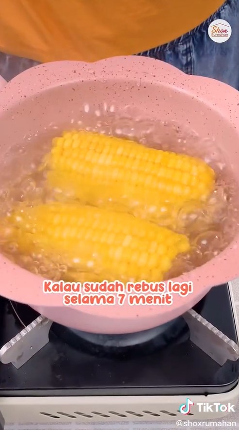 Cara praktis merebus jagung agar cepat empuk dan hemat gas