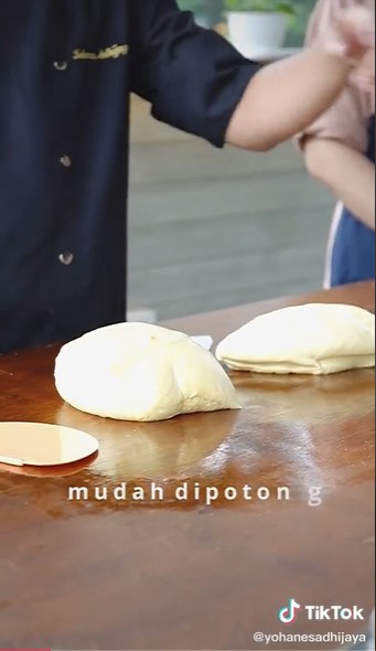 Jangan pakai tepung, ini trik jitu biar adonan kue tidak lengket