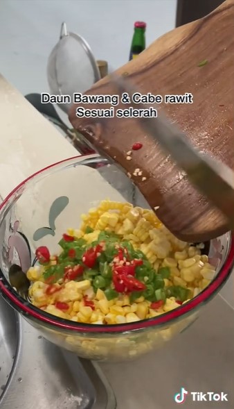 7 Cara bikin bakwan jagung super renyah, enak dan praktis