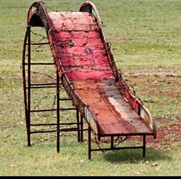 Potret desain perosotan salah © berbagai sumber Potret desain perosotan salah © berbagai sumber