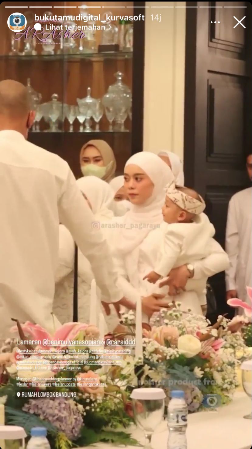 Pesona Lesti Kejora di lamaran kakak Berbagai sumber Pesona Lesti Kejora di lamaran kakak Berbagai sumber