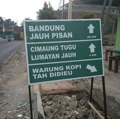 petunjuk pintu masuk malah bingungin © berbagai sumber