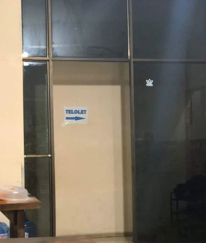 petunjuk pintu masuk malah bingungin © berbagai sumber