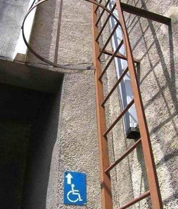 petunjuk pintu masuk malah bingungin © berbagai sumber