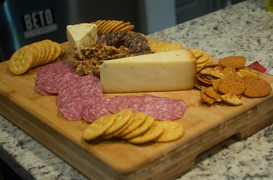 Bobot turun 10 kg dalam 3 bulan, ini 10 makanan dihindari Adelia Pasha