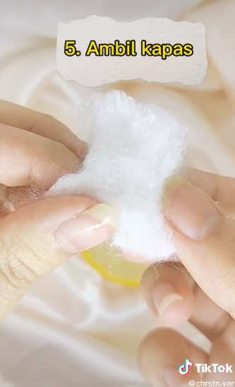 Jangan dibuang, ini 8 cara mengolah kulit jeruk jadi lilin aromaterapi