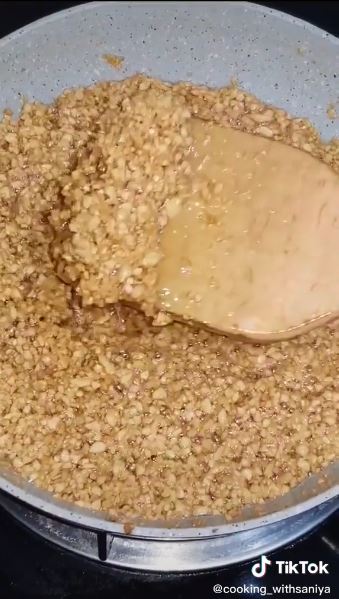 Trik bikin minyak bawang putih antipahit, wangi dan praktis