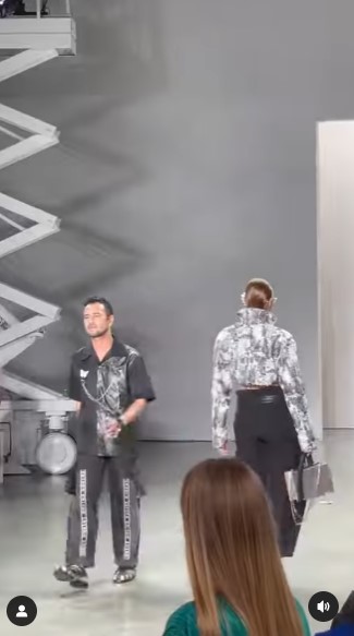 Raffi Ahmad catwalk di New York Fashion Week © berbagai sumber