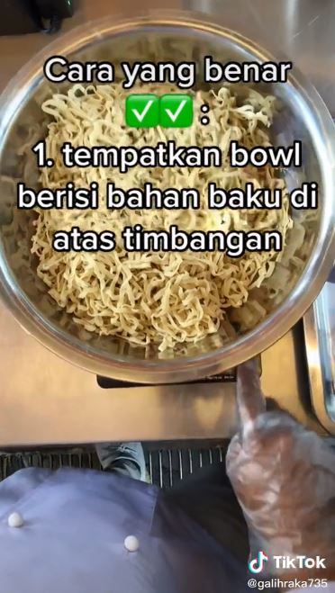 Cara mudah menimbang makanan agar lebih efisien dan akurat