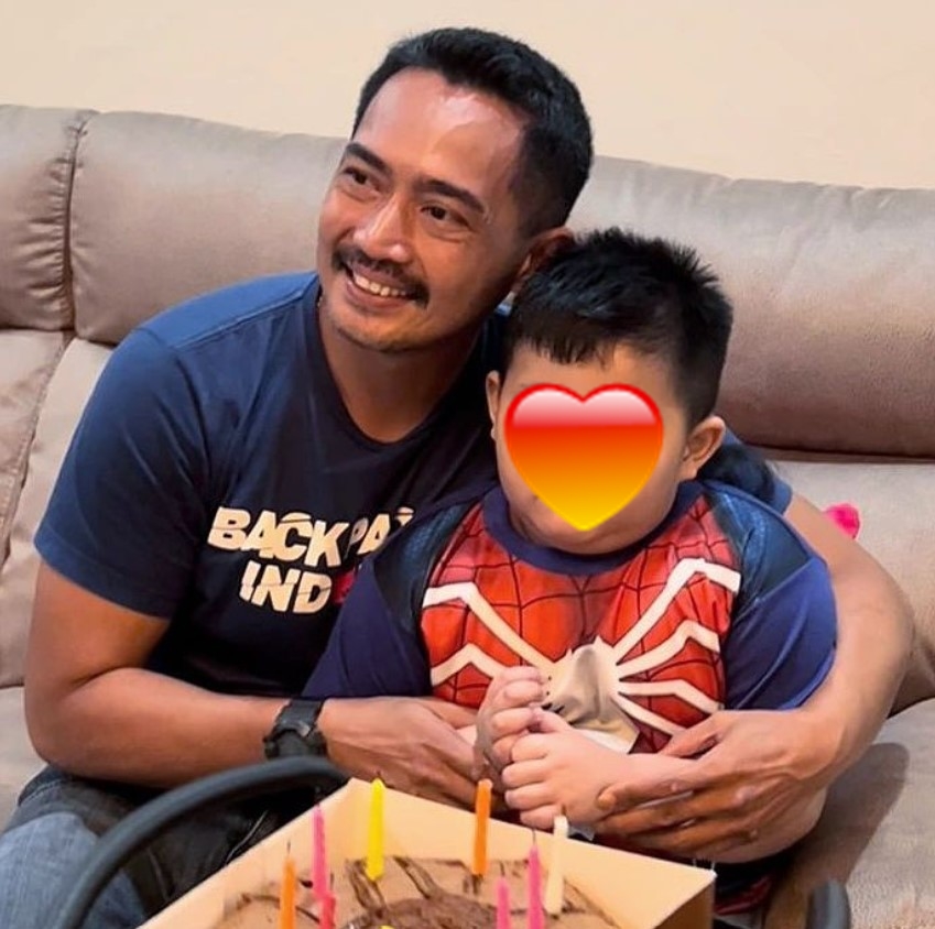 kisah seleb ganti nama anak © berbagai sumber kisah seleb ganti nama anak © berbagai sumber