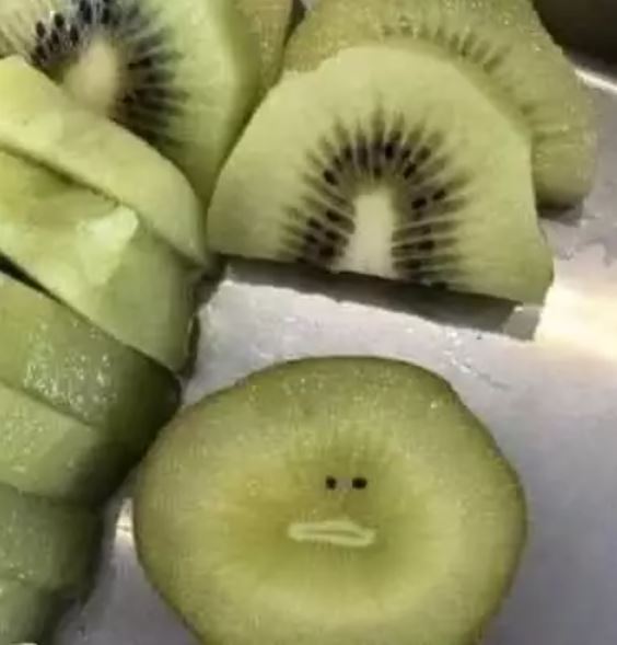 potong sayuran malah ada motifnya © berbagai sumber