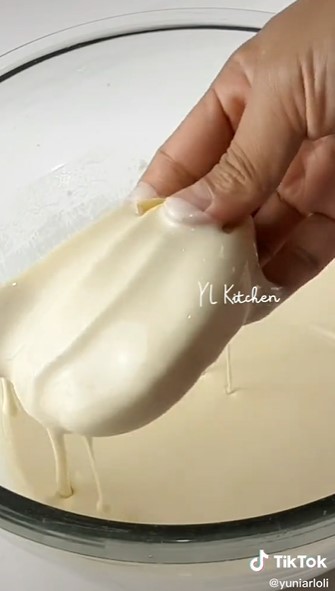 5 Trik goreng pisang ala pedagang gorengan, renyah tahan lama