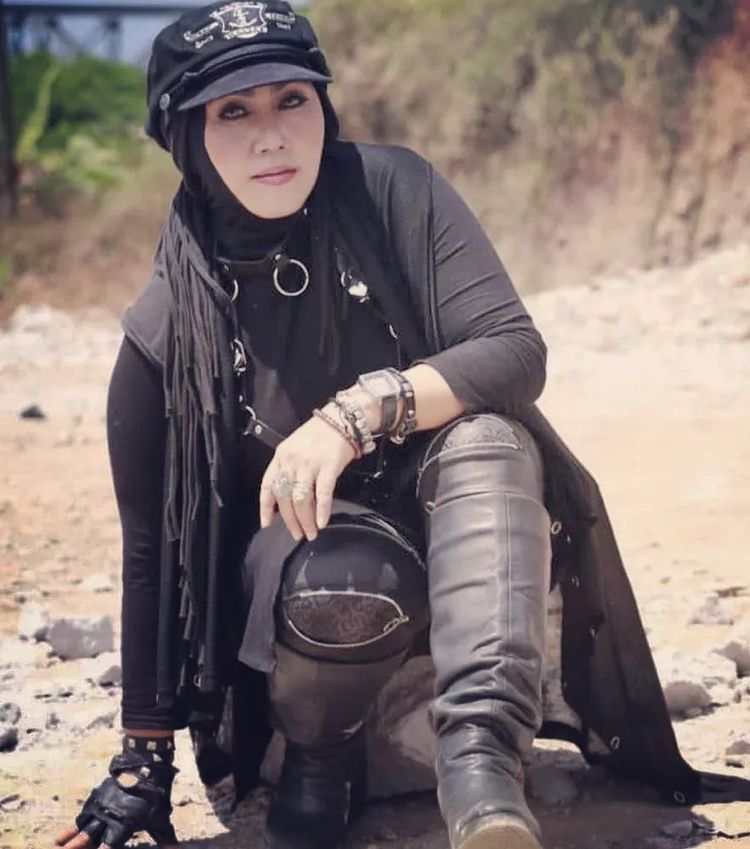 Mel Shandy Lady Rocker © berbagai sumber Mel Shandy Lady Rocker © berbagai sumber