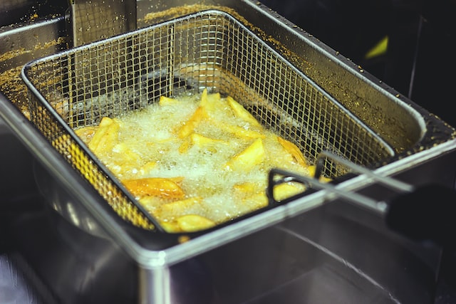 Jaga kulit kencang, ini 10 makanan dan minuman dihindari Wulan Guritno