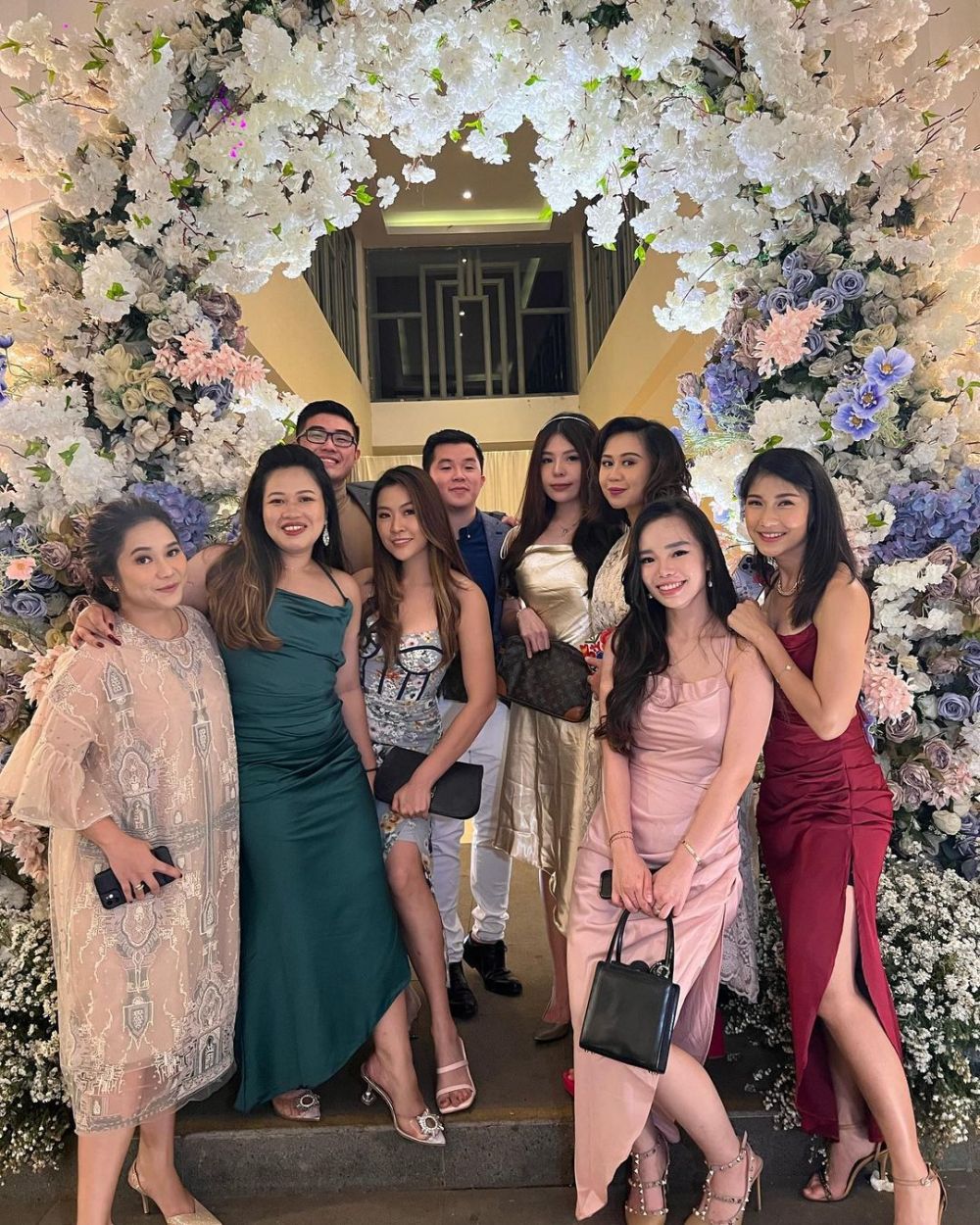 Gaya seleb di pernikahan Nadya MasterChef © Instagram Gaya seleb di pernikahan Nadya MasterChef © Instagram