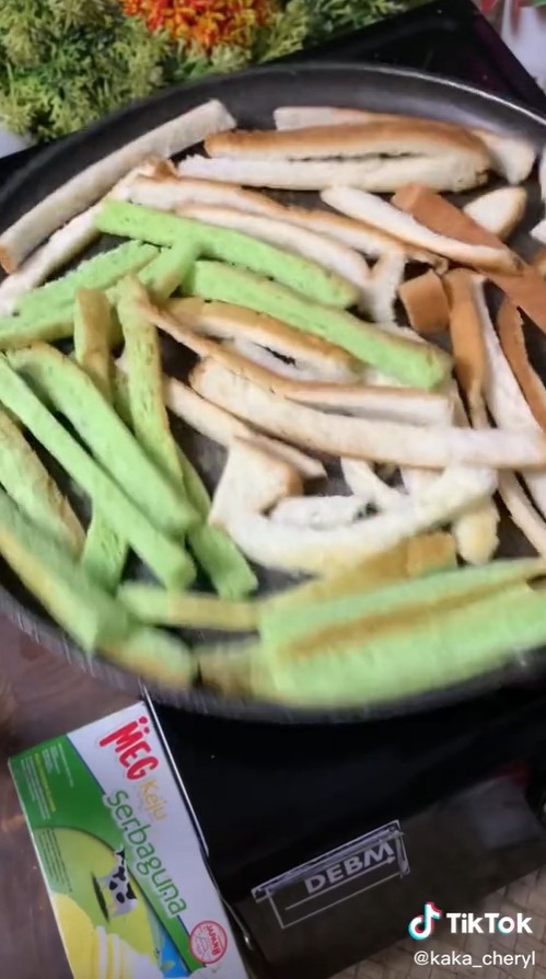 Trik simpel bikin tepung panir ala rumahan, cuma pakai roti tawar