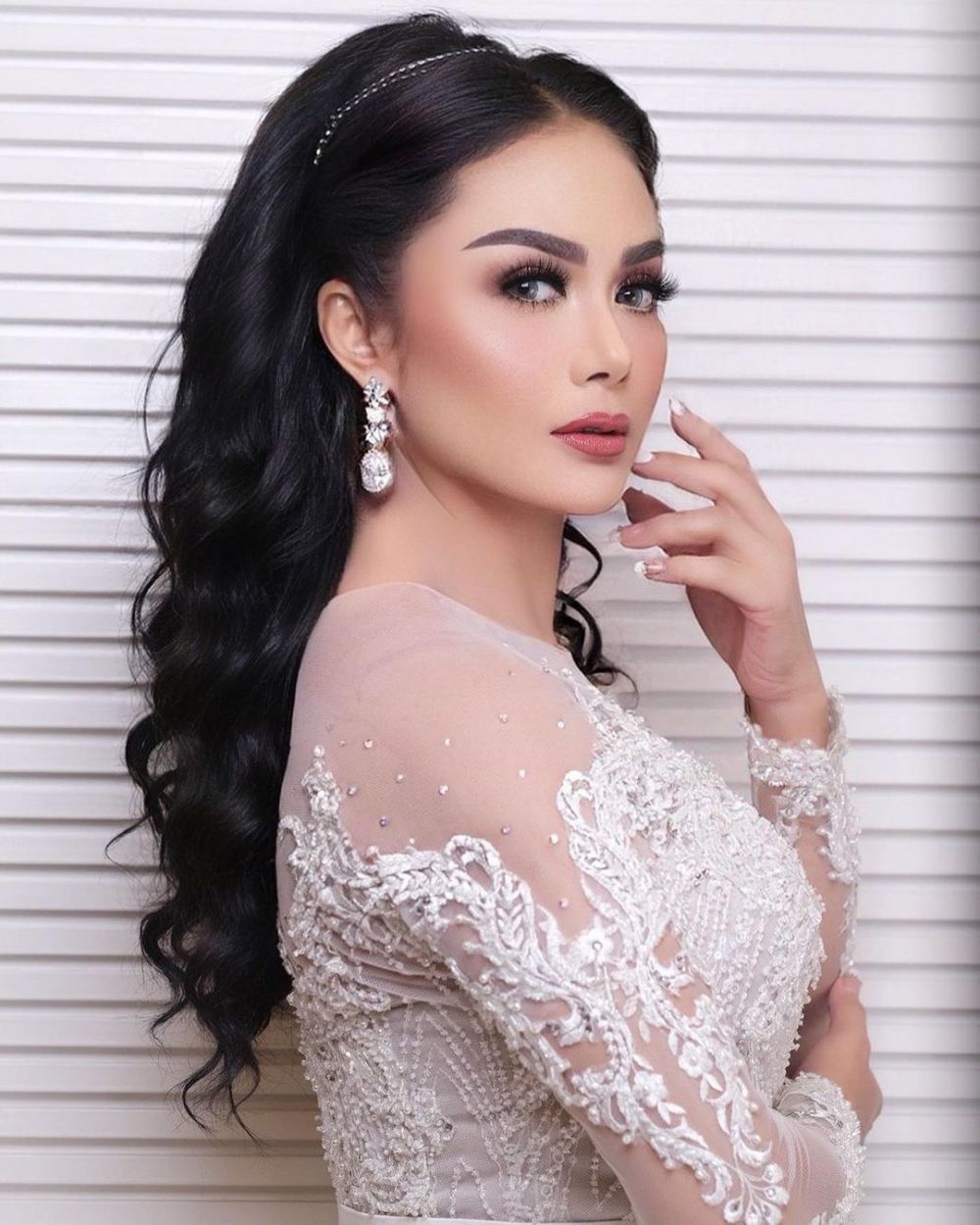 seleb jadi sasaran hacker © 2022 brilio.net seleb jadi sasaran hacker © 2022 brilio.net