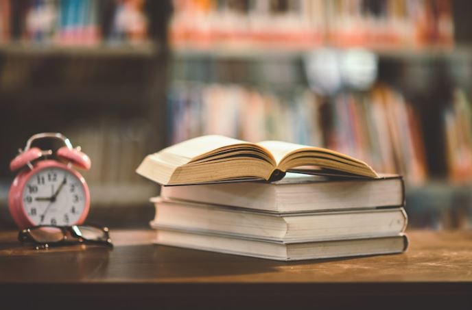 Amanat adalah © 2022 berbagai sumber Amanat adalah © 2022 berbagai sumber