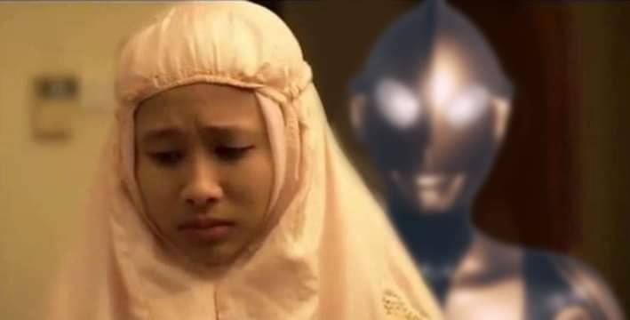 editan nyeleneh adegan film horor © berbagai sumber