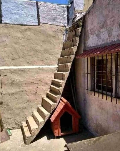 9 Potret absurd salah desain tangga usai renovasi Instagram