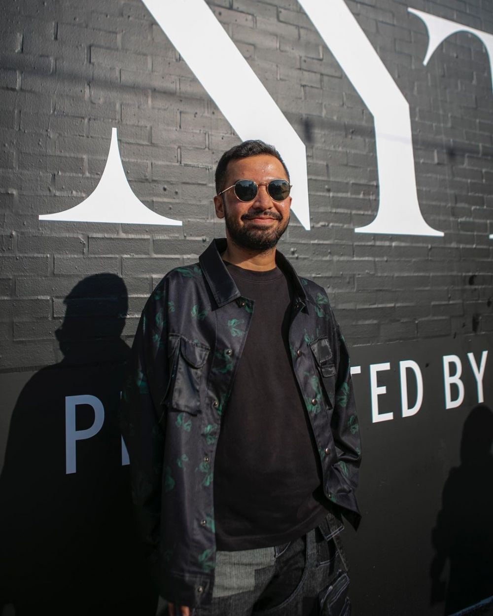 Gaya 13 seleb di panggung New York Fashion Week Inatagram