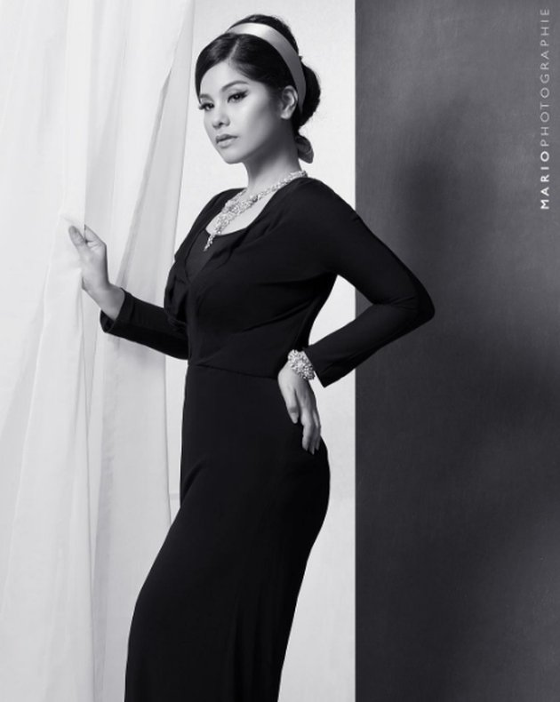 pemotretan seleb konsep retro © Instagram