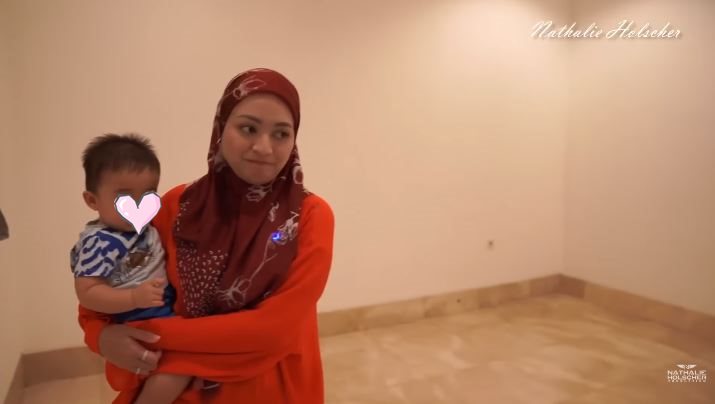 penampakan rumah baru nathalie holscher © YouTube