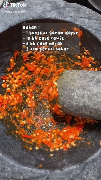 7 Cara membuat bumbu rujak bubuk ala pedagang keliling, bisa jadi stok