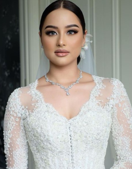 makeup adik seleb saat menikah © Instagram makeup adik seleb saat menikah © Instagram