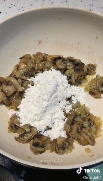 Pakai bahan lokal, ini 5 cara membuat saus jamur ala rumahan