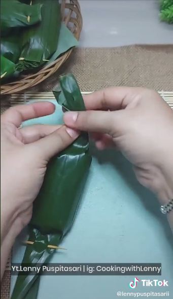 5 Cara mudah bikin lemper pakai rice cooker, enak dan gampang ditiru