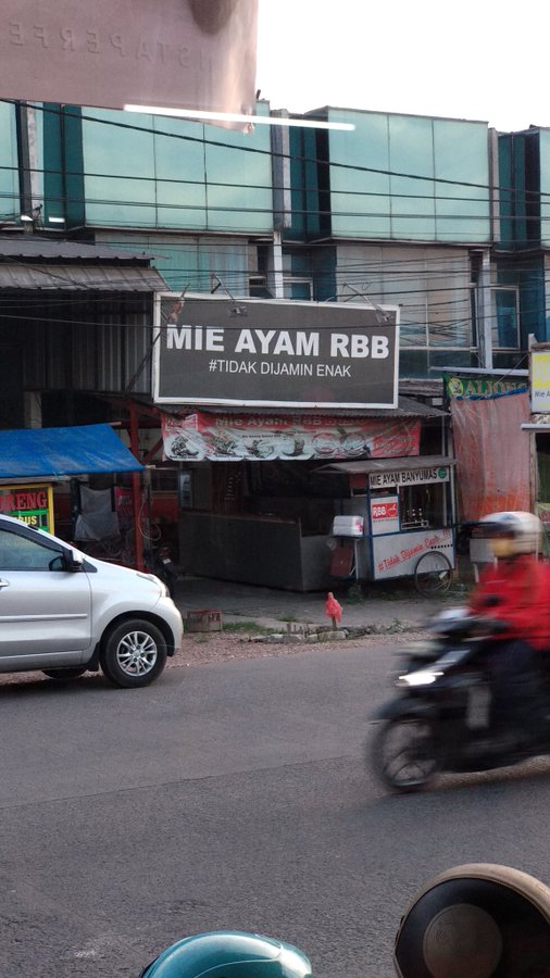 11 Label deskripsi makanan ini nggak nyambung, bikin bingung pembeli