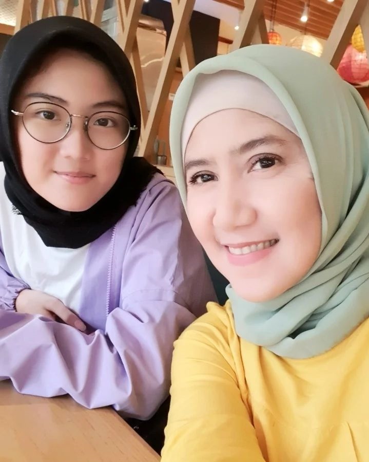 potret sherin anak bungsu ine sinthya © berbagai sumber potret sherin anak bungsu ine sinthya © berbagai sumber