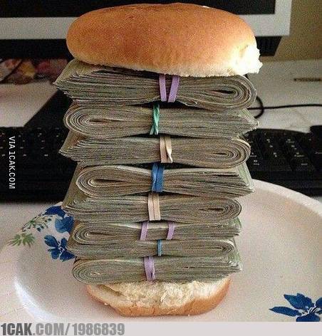 menikmati burger tapi caranya beda © berbagai sumber