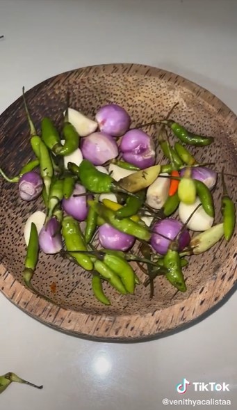 5 Cara bikin kuah tahu gejrot ala pedagang kaki lima, simpel dan enak