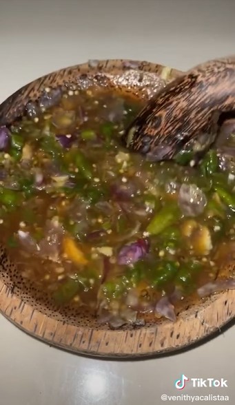 5 Cara bikin kuah tahu gejrot ala pedagang kaki lima, simpel dan enak