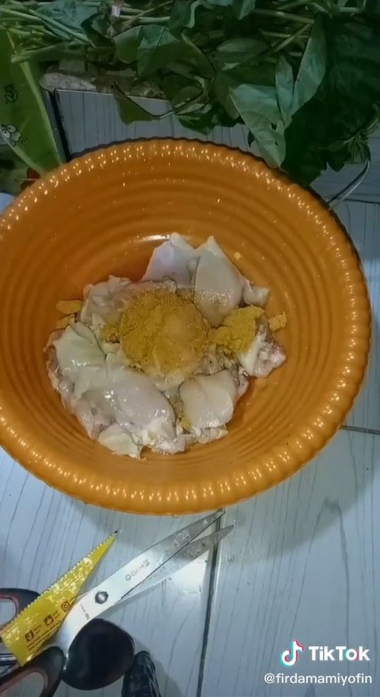 7 Cara bikin ayam kentucky agar keriting, krispi, dan super renyah