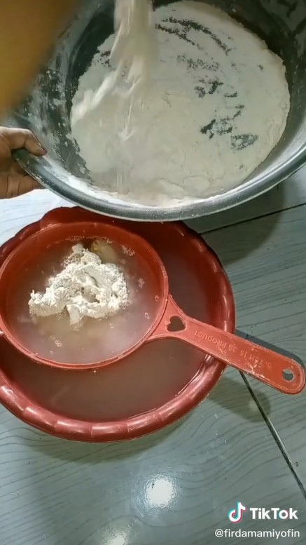 7 Cara bikin ayam kentucky agar keriting, krispi, dan super renyah