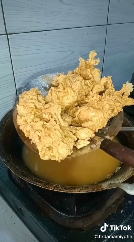 7 Cara bikin ayam kentucky agar keriting, krispi, dan super renyah