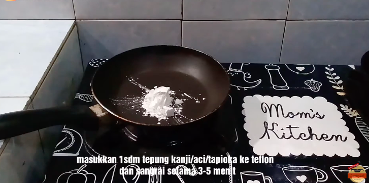 Cara praktis mengatasi bumbu bubuk rasa yang menggumpal, mudah ditiru